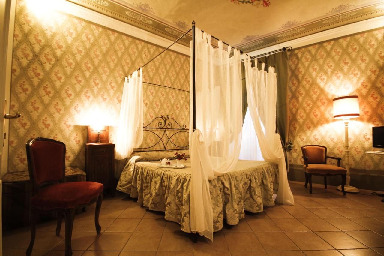 シエーナ Antica Residenza Cicogna Bed & Breakfast エクステリア 写真