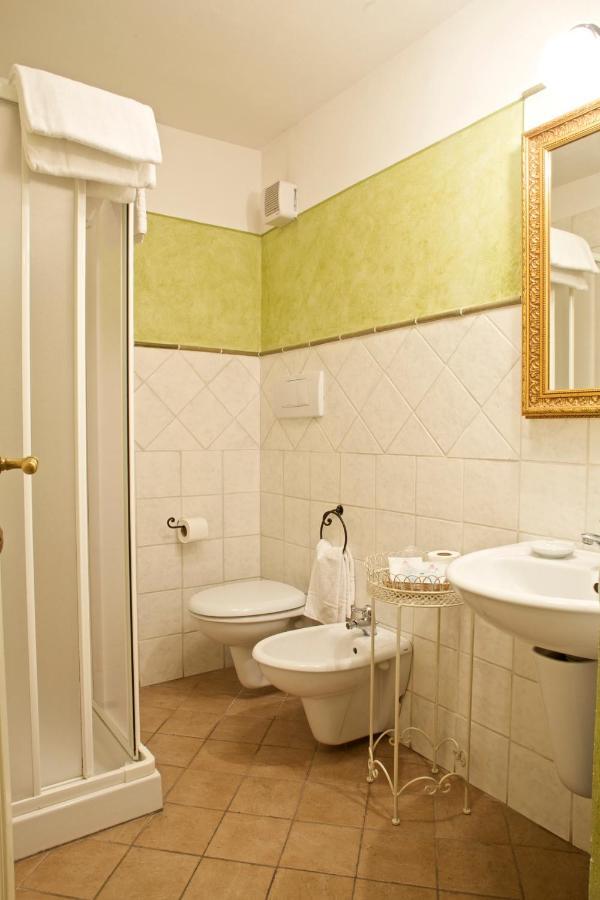 シエーナ Antica Residenza Cicogna Bed & Breakfast エクステリア 写真