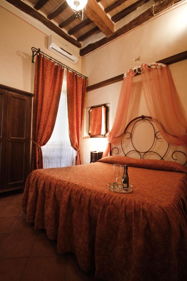 シエーナ Antica Residenza Cicogna Bed & Breakfast エクステリア 写真
