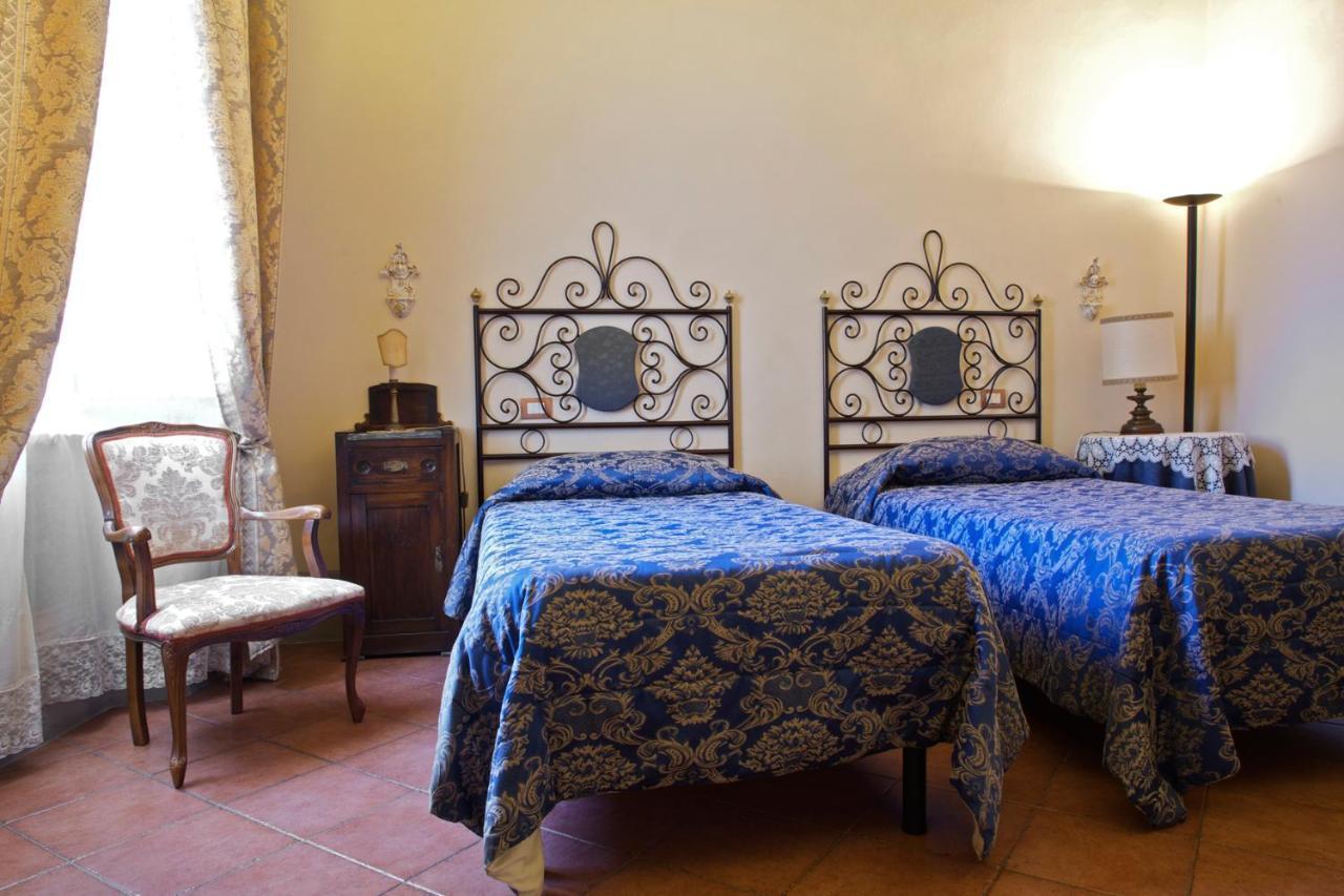 シエーナ Antica Residenza Cicogna Bed & Breakfast エクステリア 写真