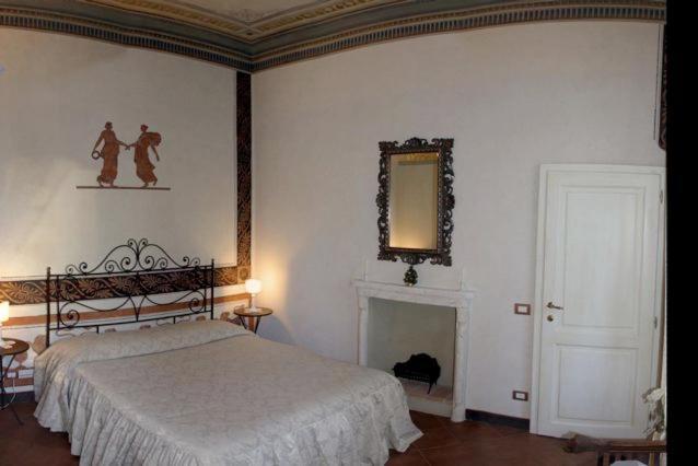 シエーナ Antica Residenza Cicogna Bed & Breakfast エクステリア 写真